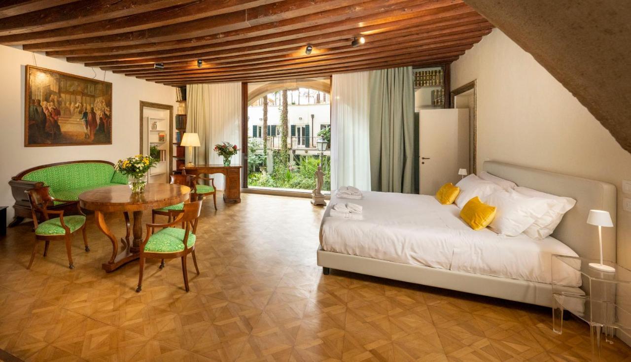 Mocenigo Grand Canal Luxury Suites Венеция Екстериор снимка